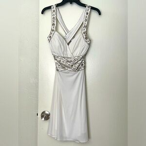 Beautiful Hailey Logan dress